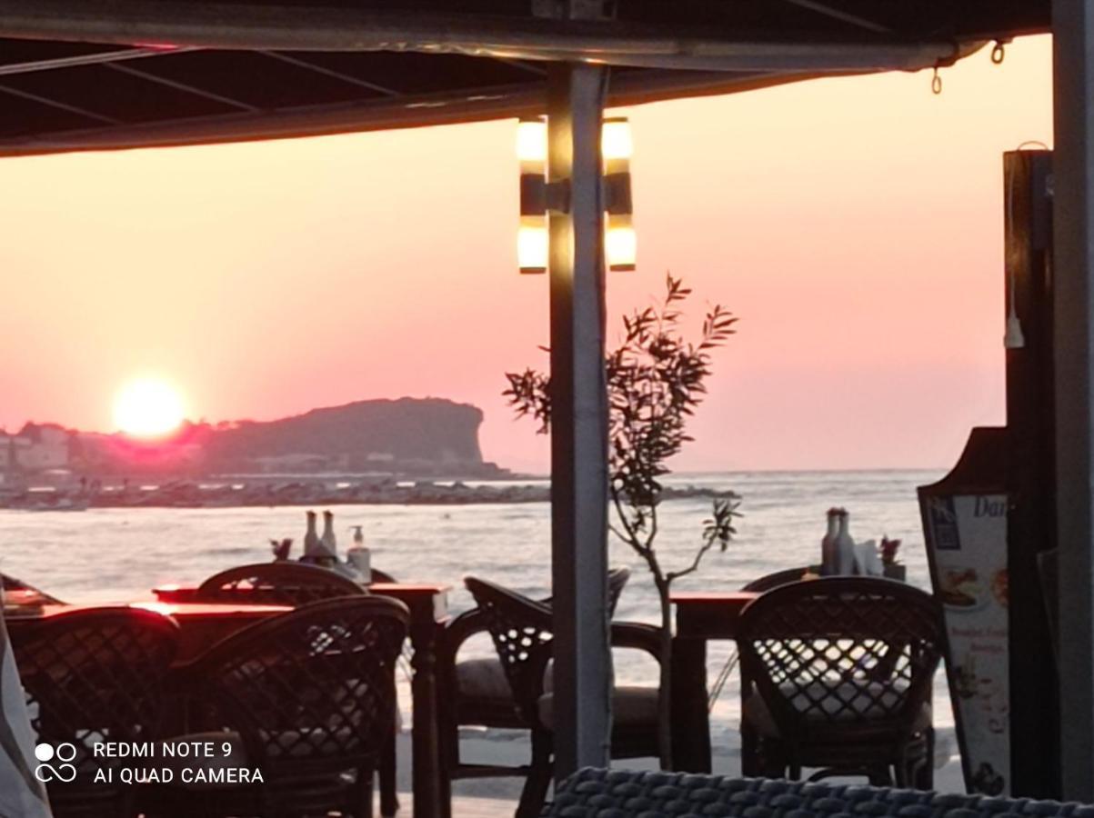 Ninos On The Beach Hotel Roda  Exterior photo
