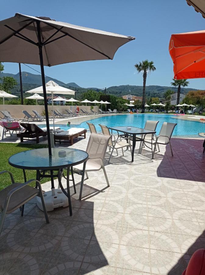 Ninos On The Beach Hotel Roda  Exterior photo