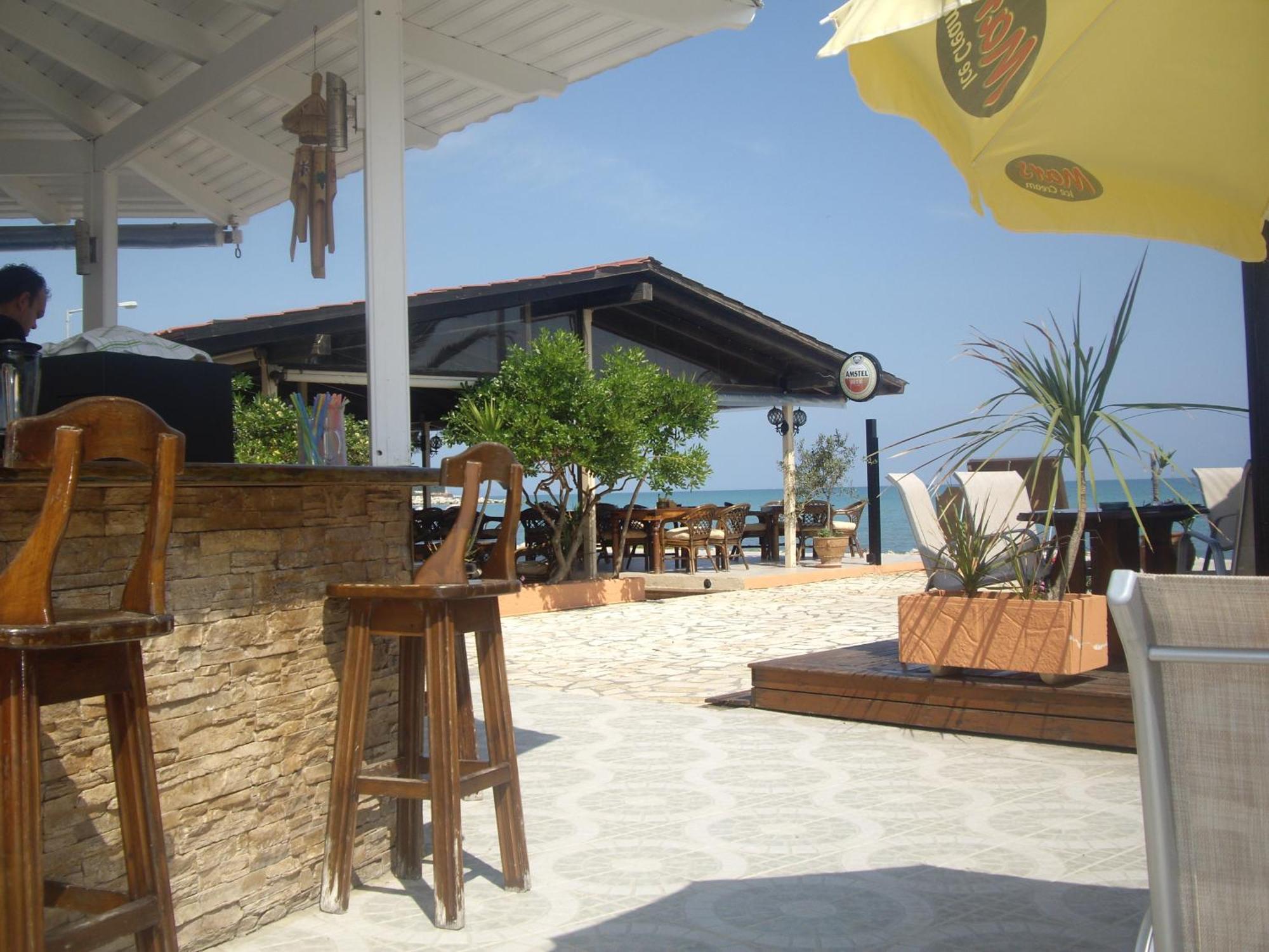 Ninos On The Beach Hotel Roda  Exterior photo