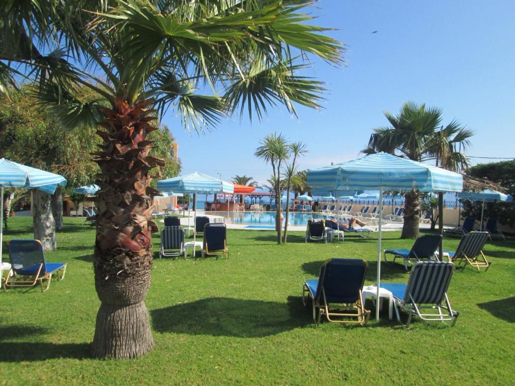 Ninos On The Beach Hotel Roda  Exterior photo