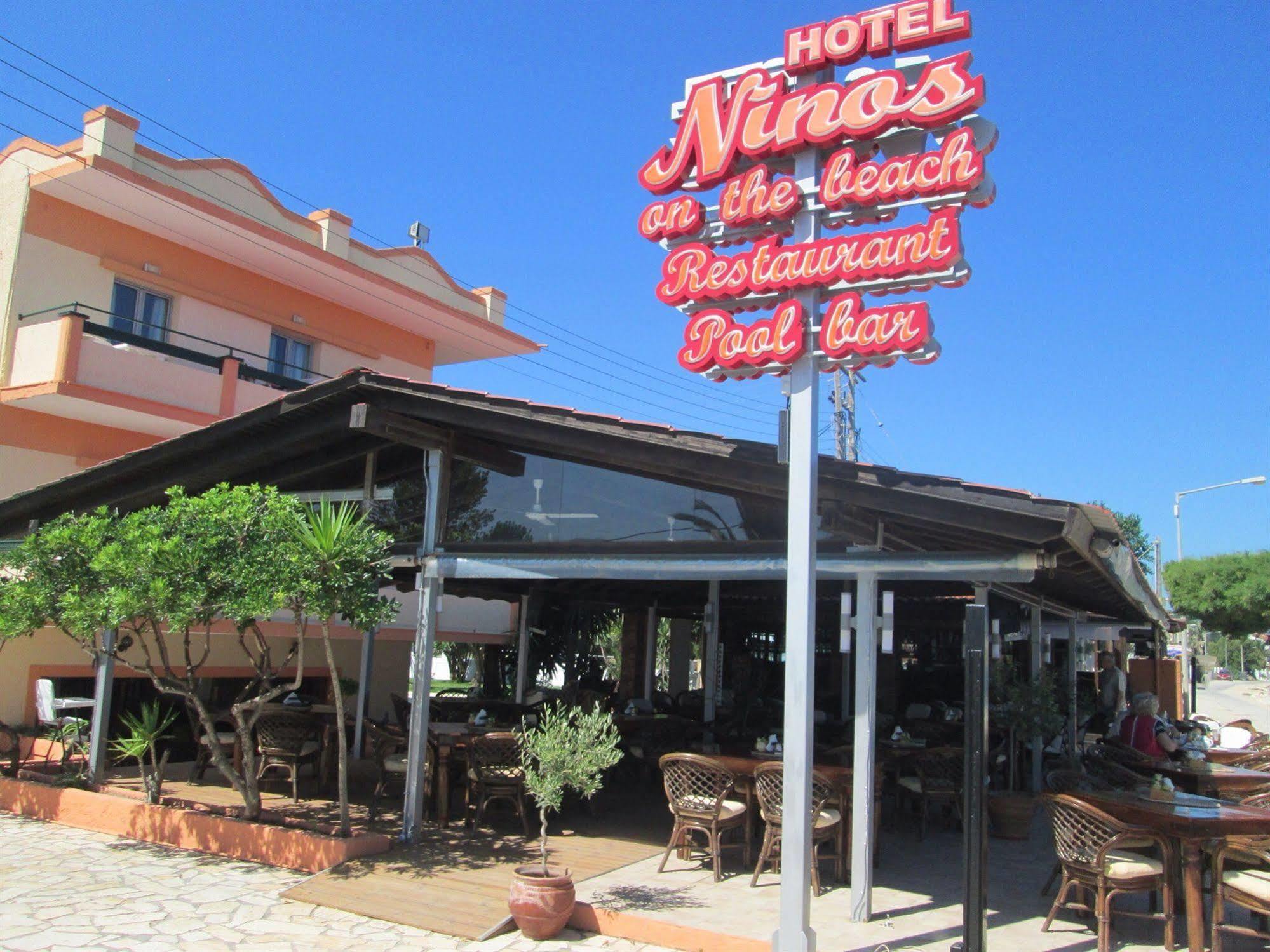 Ninos On The Beach Hotel Roda  Exterior photo