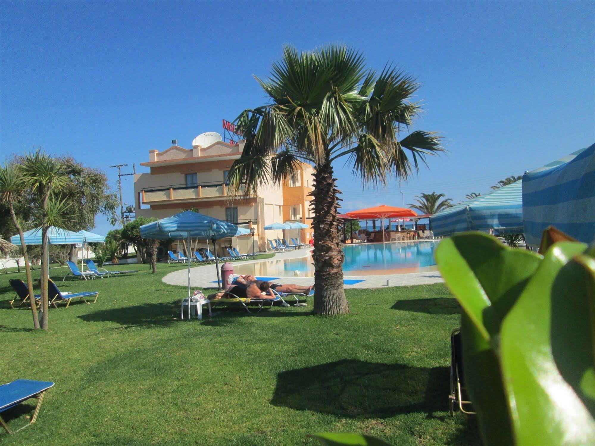 Ninos On The Beach Hotel Roda  Exterior photo