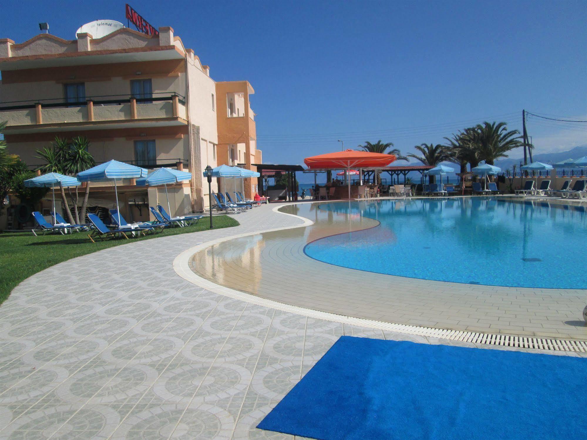 Ninos On The Beach Hotel Roda  Exterior photo