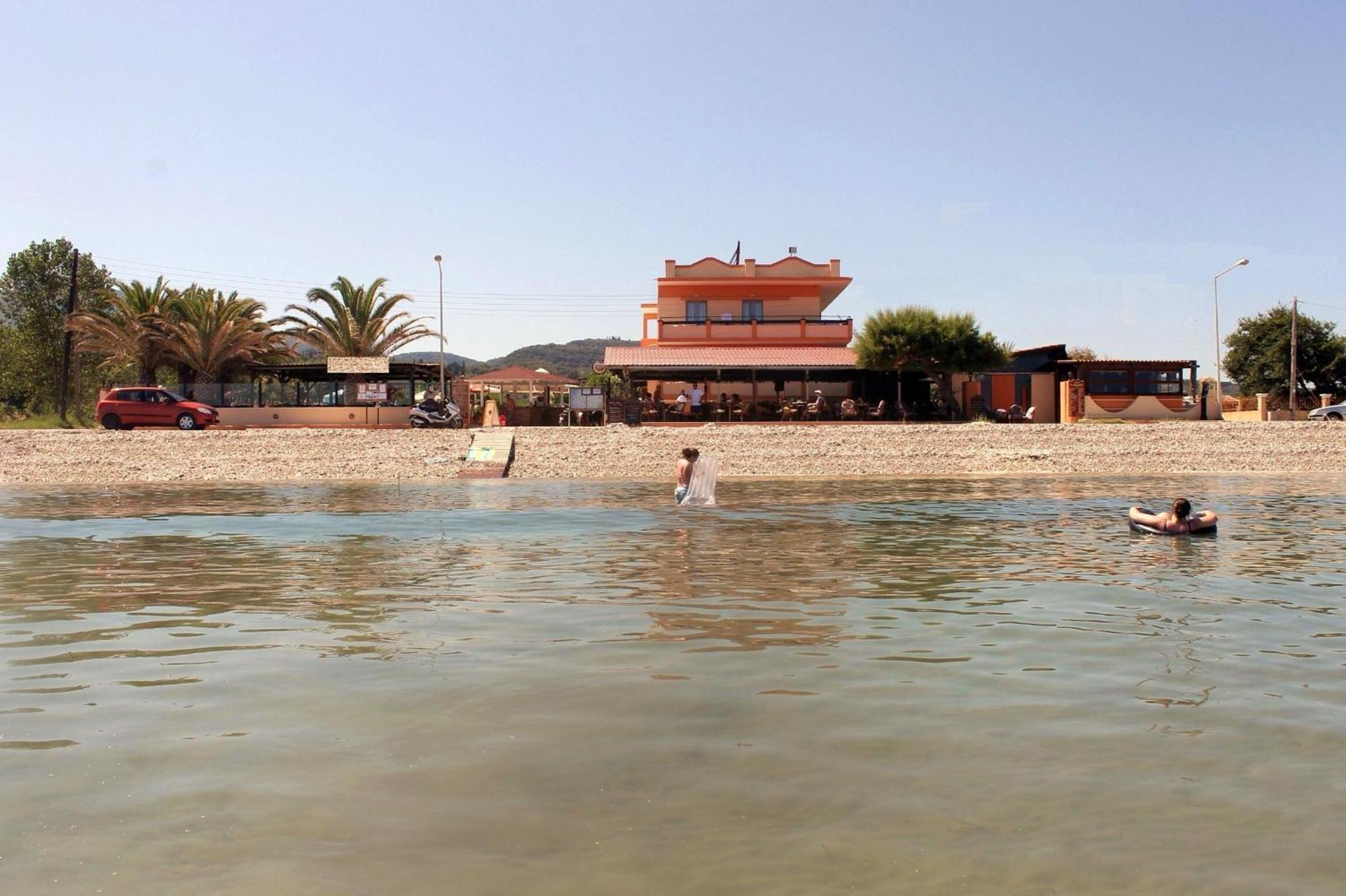 Ninos On The Beach Hotel Roda  Exterior photo